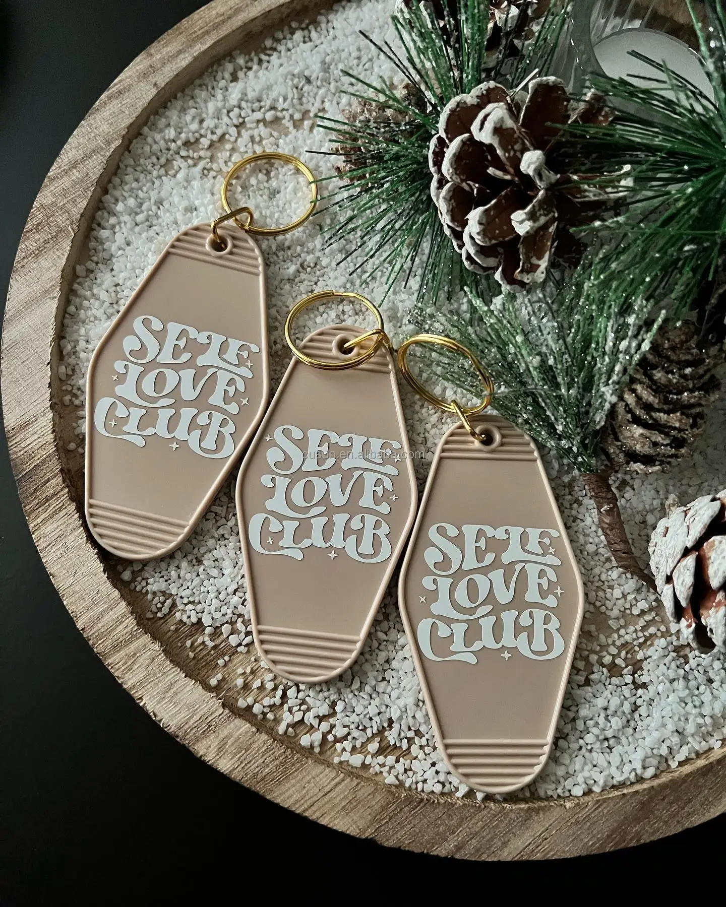 custom logo promotional blank plastic Retro vintage Motel Style Keychain