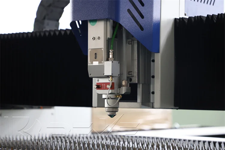 BEKE Metal O2 Laser Cutting Machine 3015 for Wood O2 Laser Cutter Machine