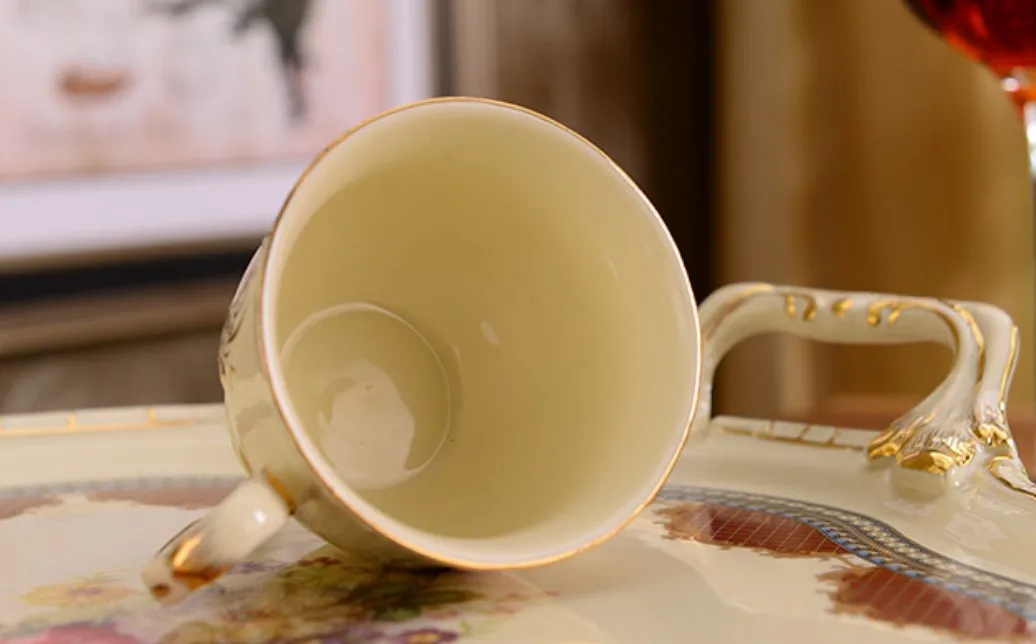 Hot Sale British Fancy Style Tea Cup Sets Tea Pot Good looking Ceramic Tea cups