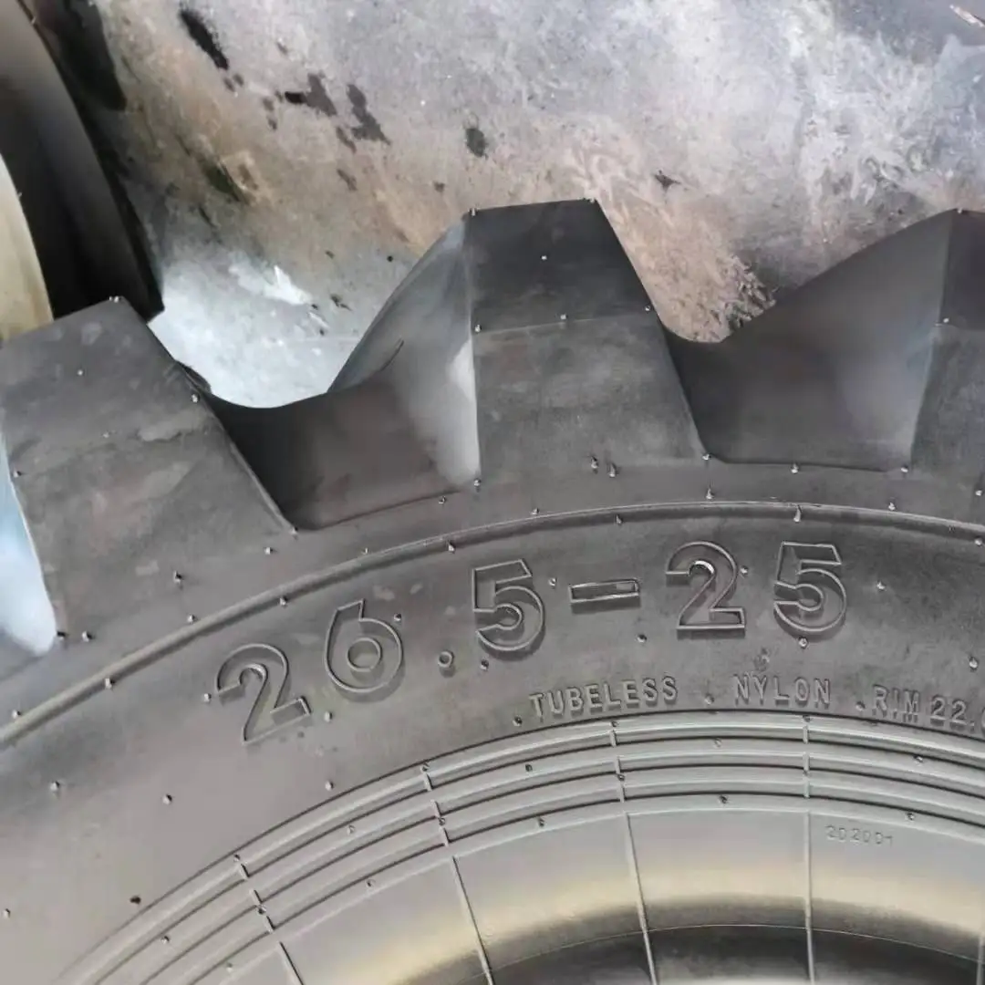 15.5-25 20.5-25 23.5-25 26.5-25 16.5l/16.1 16.9-28 13.6-16 10.5-20 9.5-24 20.8-34 cheap tractor tire used 20.8 34