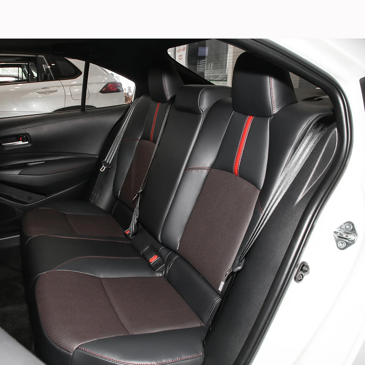 Toyot a Levin 2024 185T CVT cheap petrol cars sports style car petrol suv petrol vehicle gas car automatic for adult from china