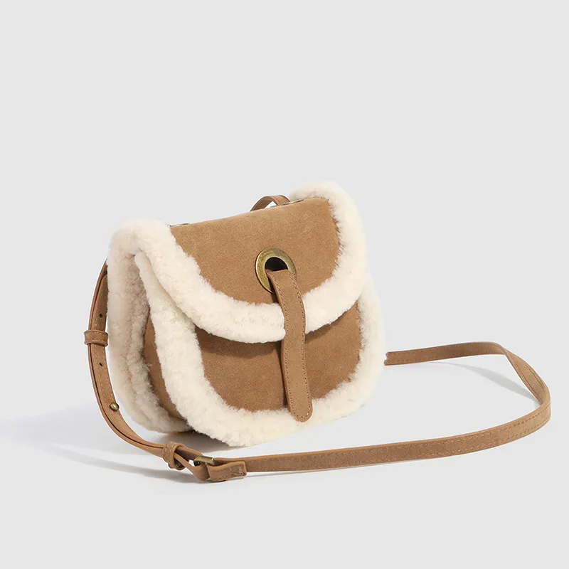 Ladies 2021 New Premium Designer Lamb Wool Fleece Suede Fluffy Fur Shoulder Handbag Mini Fashion Lamb Plush Lambswool Saddle Bag