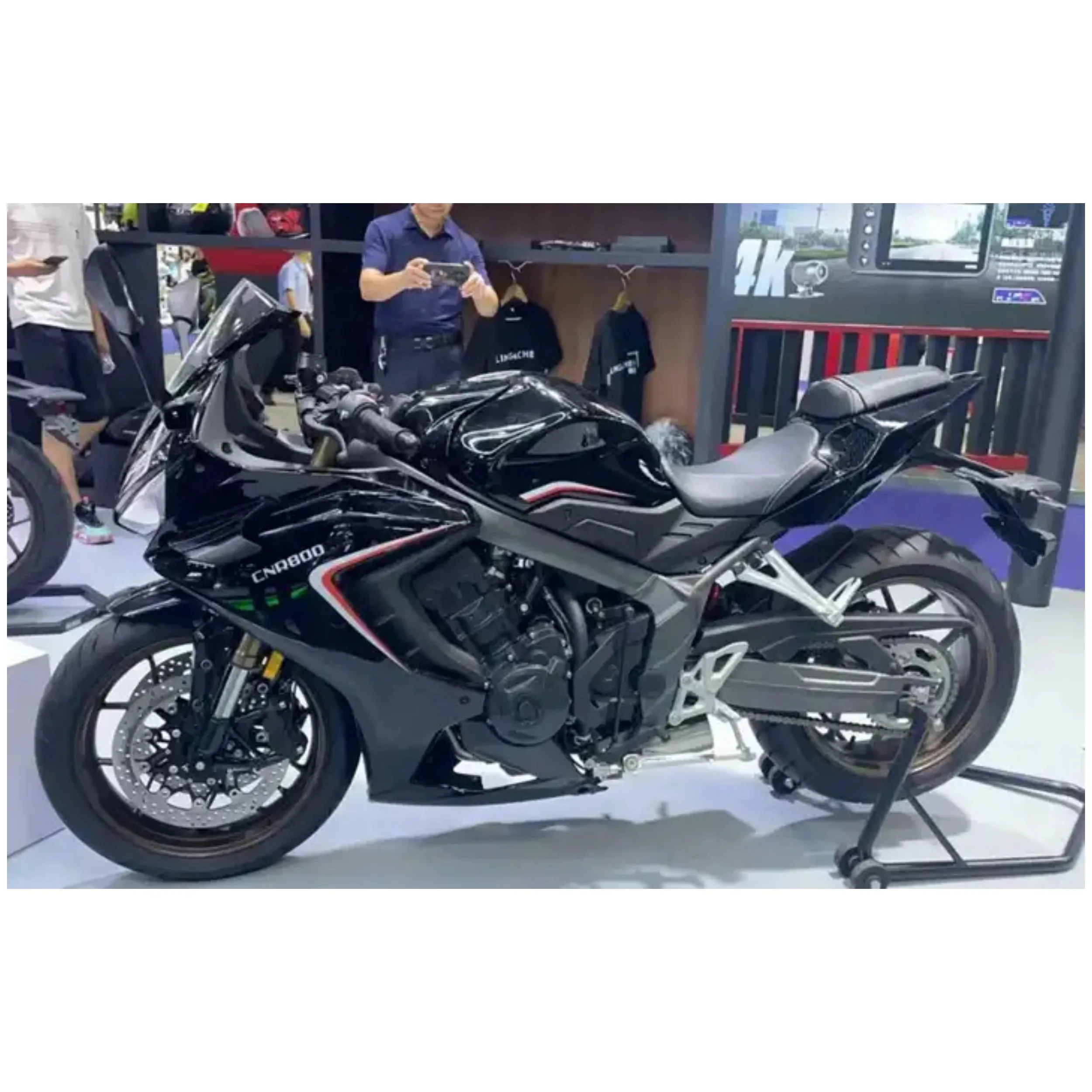 117 horsepower four-cylinder 777cc adult gasoline motorcycle 17 inch tire disc brake