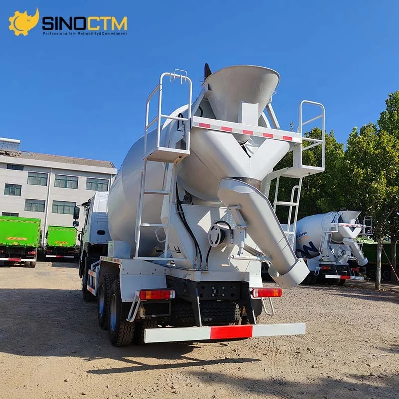 Sinotruk 340HP 380HP 10 Wheels 8 9 10 12 Cubic Howo Concrete Mixer Truck with Lowest Price