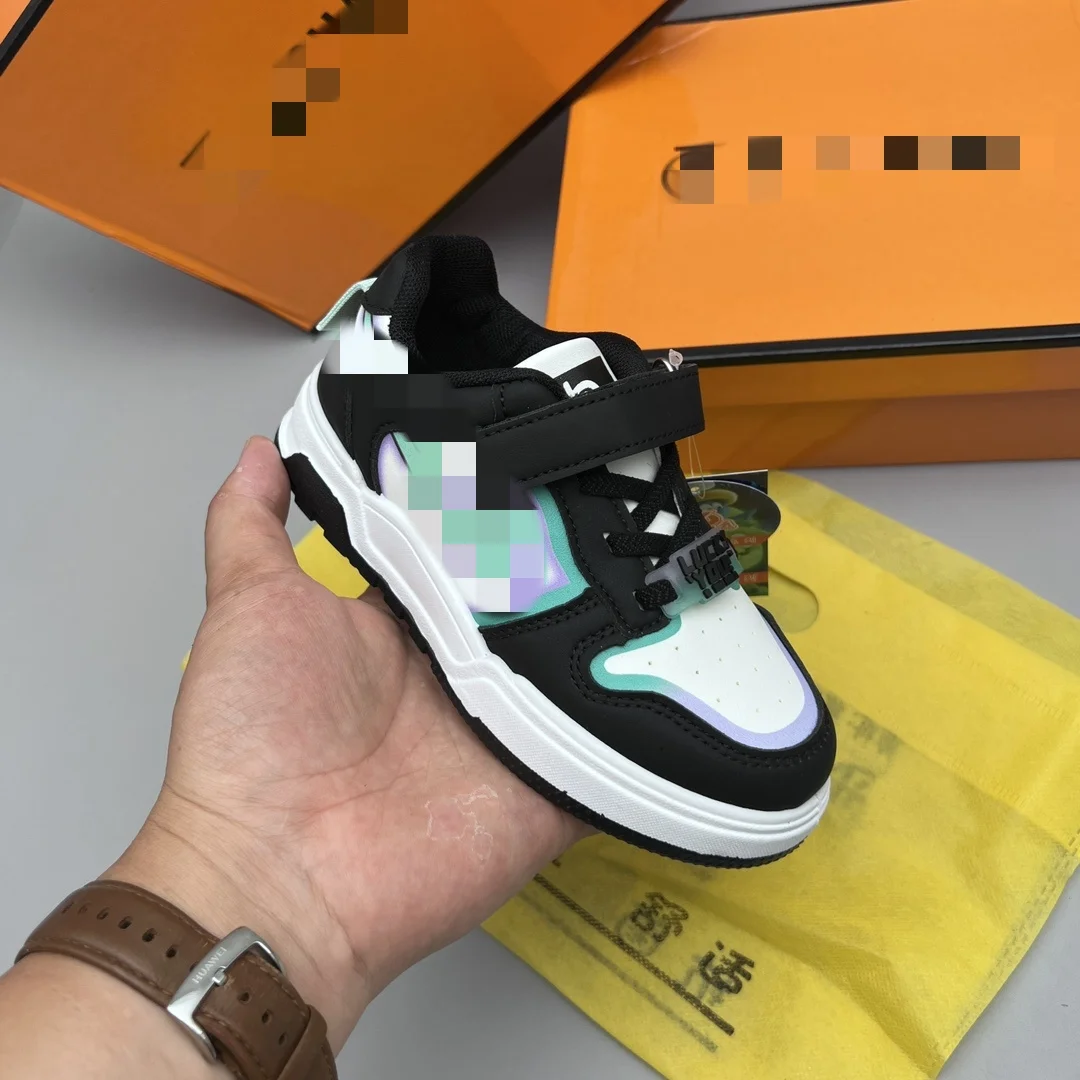 A103 Unisex Casual Board Shoes for Adults Children Comfortable Breathable Microfiber Upper Material PVC Insole for Summer Autumn