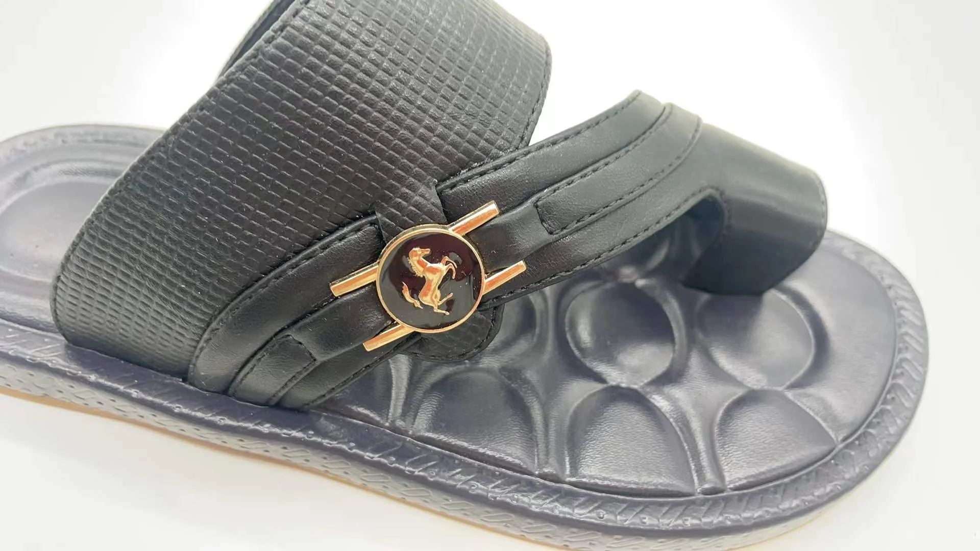 Hot selling Boys Arabic Comfortable Outdoor Footwear PU Slippers Sandals