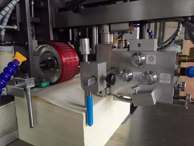 460Z notebook making machine paper folding and sewing