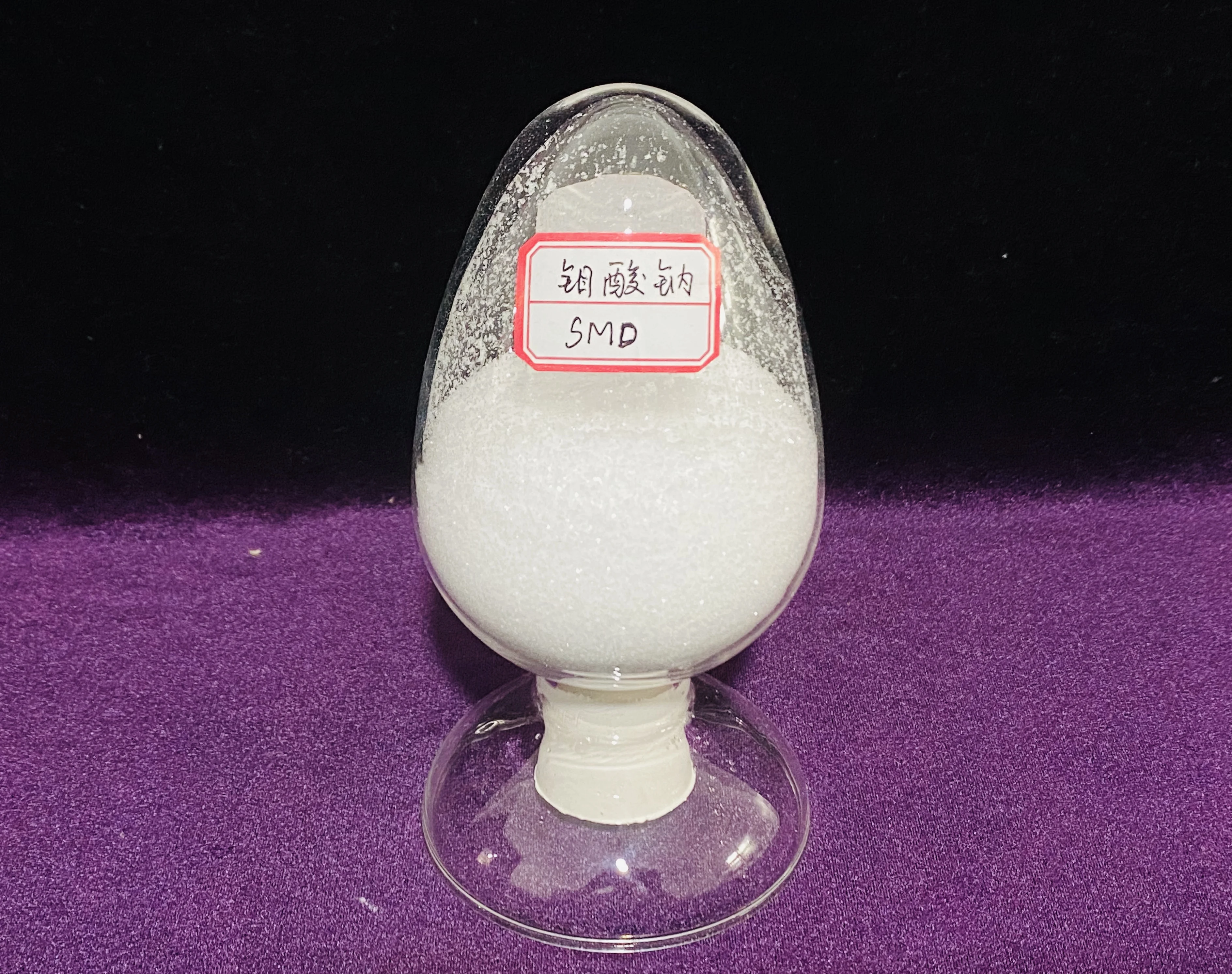 Professional Production Sodium molybdate dihydrate 99% Na2MoO4.2H2O CAS No.:10102-40-6/7631-95-0 with best price