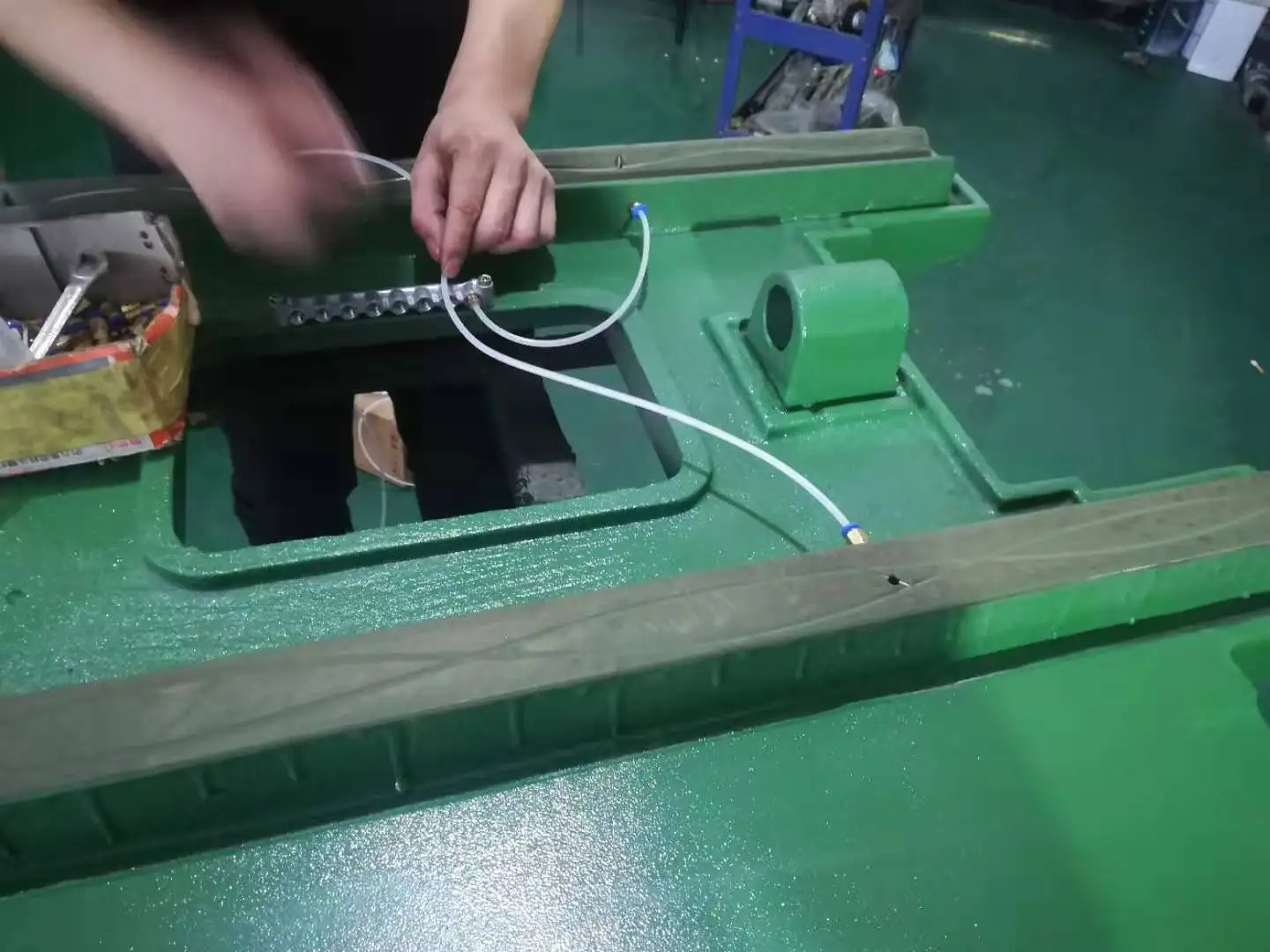 Высокоточная машина для резки проволоки edm с компьютерным управлением