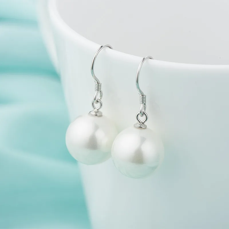 925 Sterling Silver 18K Gold Plated Sterling Silver Round Stud White  Shell Pearl Earrings