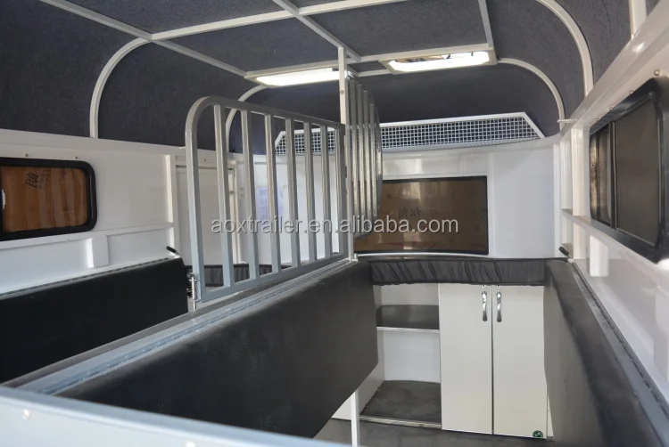 2024 New Customization Horse Trailer Truck for Loading 2 horse with kitchen