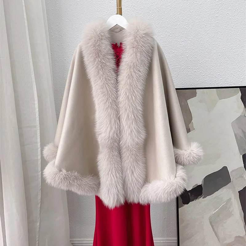 Genuine Fur Poncho Real Fox Fur Collar Detachable Hooded Capes Women Winter Wool Fur Shawls