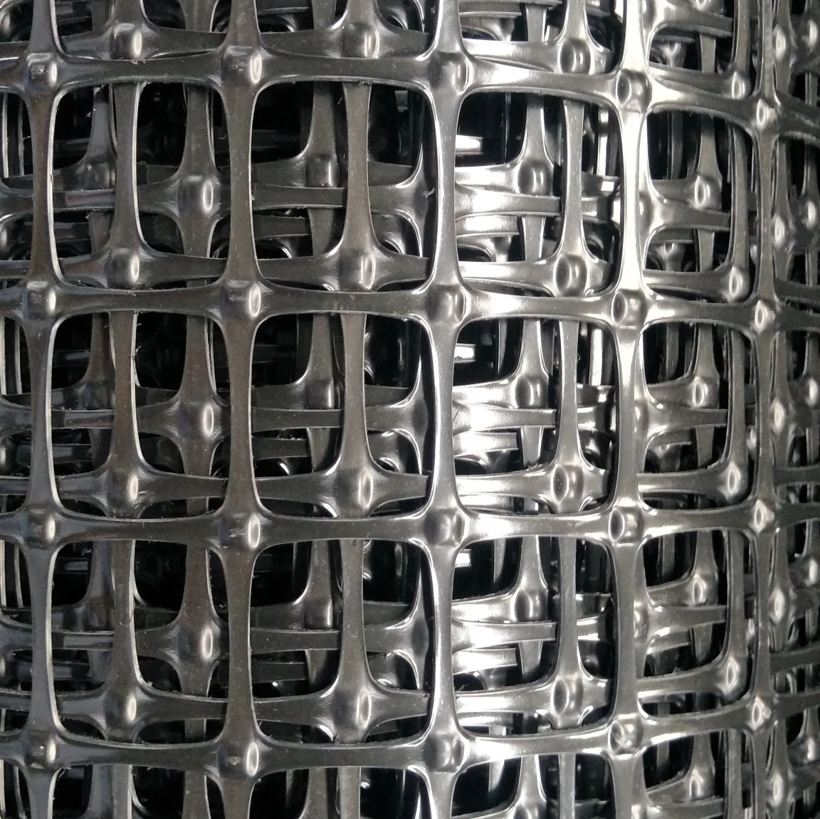 PP multiaxial biaxial geogrid for driveway and railways