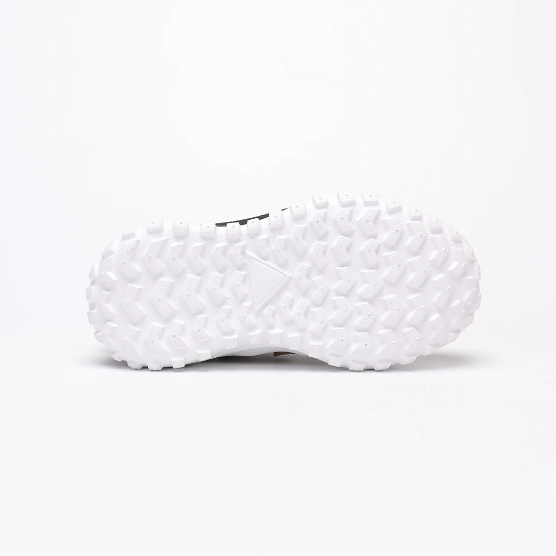 Customized Lightweight Children s Casual Sports Shoes with EVA Outsole for Breathable Walking shoes