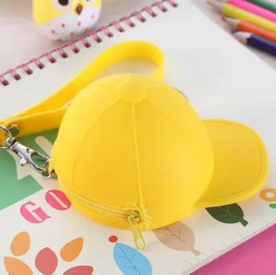 Low Price Ladies Pars Hand silicone Coin Key Holder Portable Hat Wallet