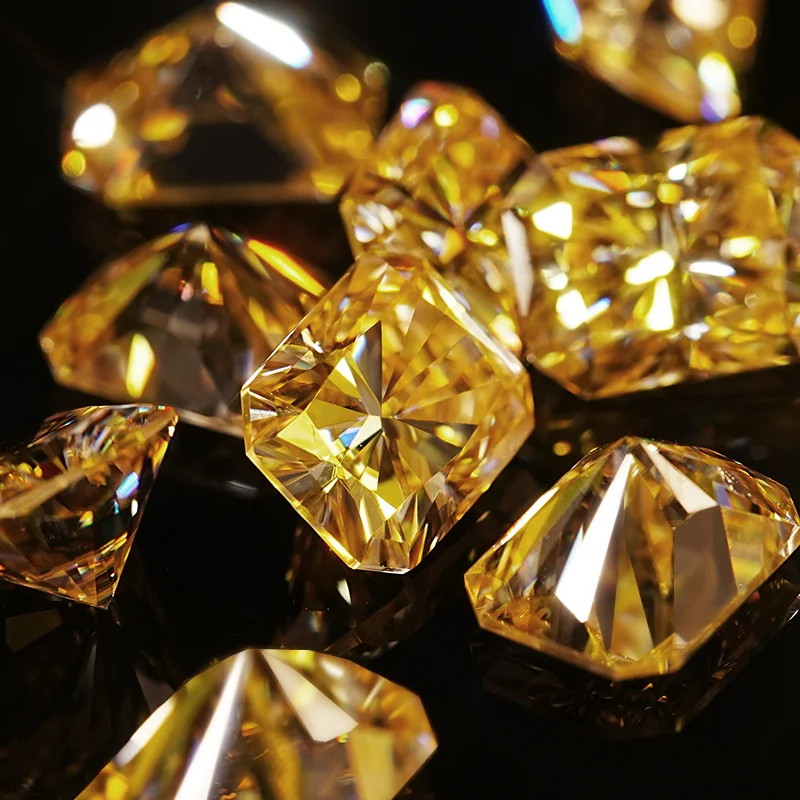 Top Quality Lab Grown Gem Stone VVS Clarity Color Diamond CVD Nature Yellow Green Radiant Cut 1ct Moissanite Loose