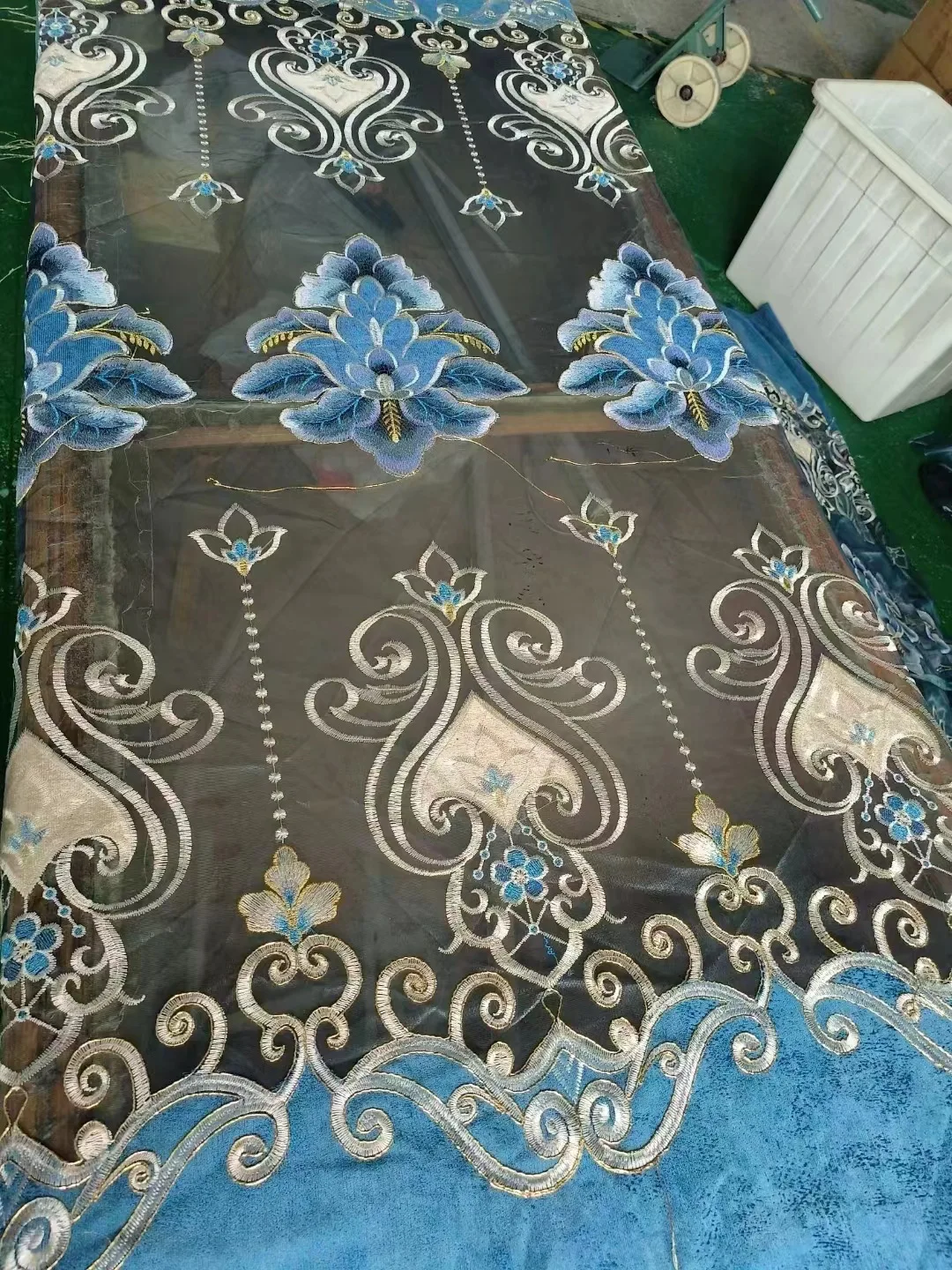 High-Quality Factory Modern Luxury Chenille Embroidery Embossed Jacquard Curtain Fabric Home Decoration Living Room Hotel