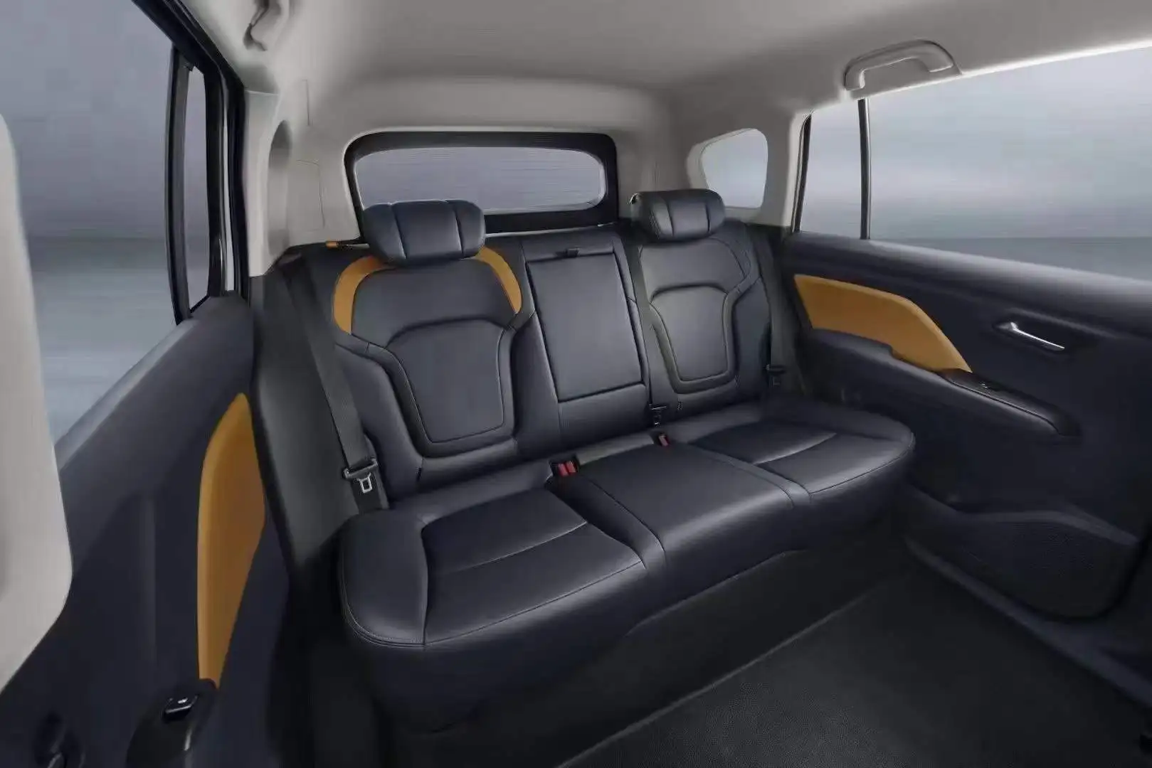 cheap wholesale Bestune NAT 2021 Brand New Car Large space and long cruising range NEDC (km) 419 electric new energy vehicles