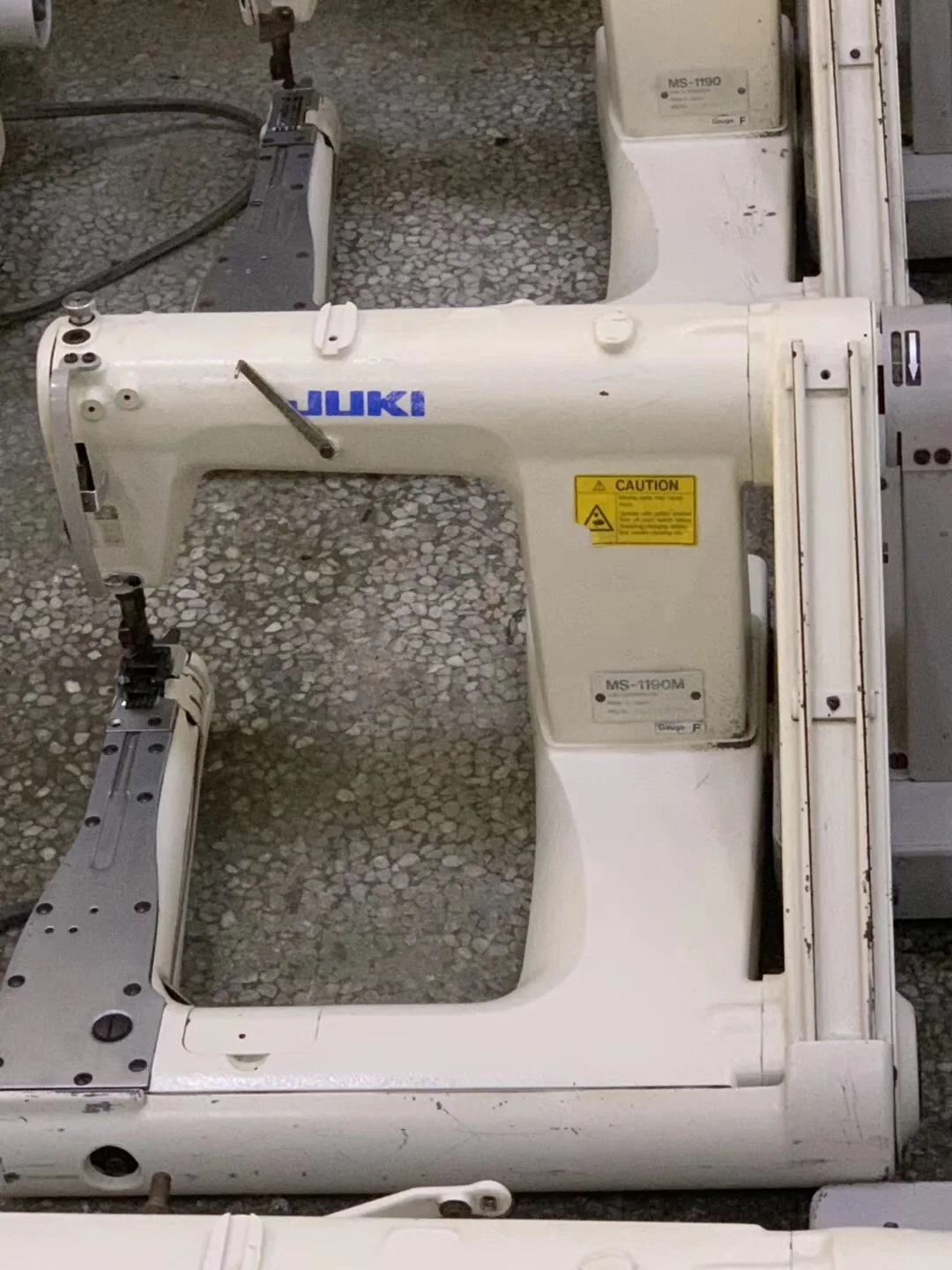 Secondhand Jukis 1190 Feed Off The Arm Double Chainstitch Sewing Machine Used