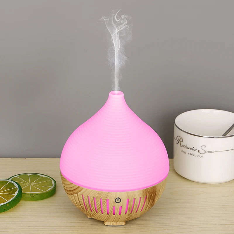 China Zhongshan Mini Portable Cool Mist Usb Air Ultrasonic Humidifier Dark/Light Wood Grain 7 Colors LED Lamp Aroma Diffuser