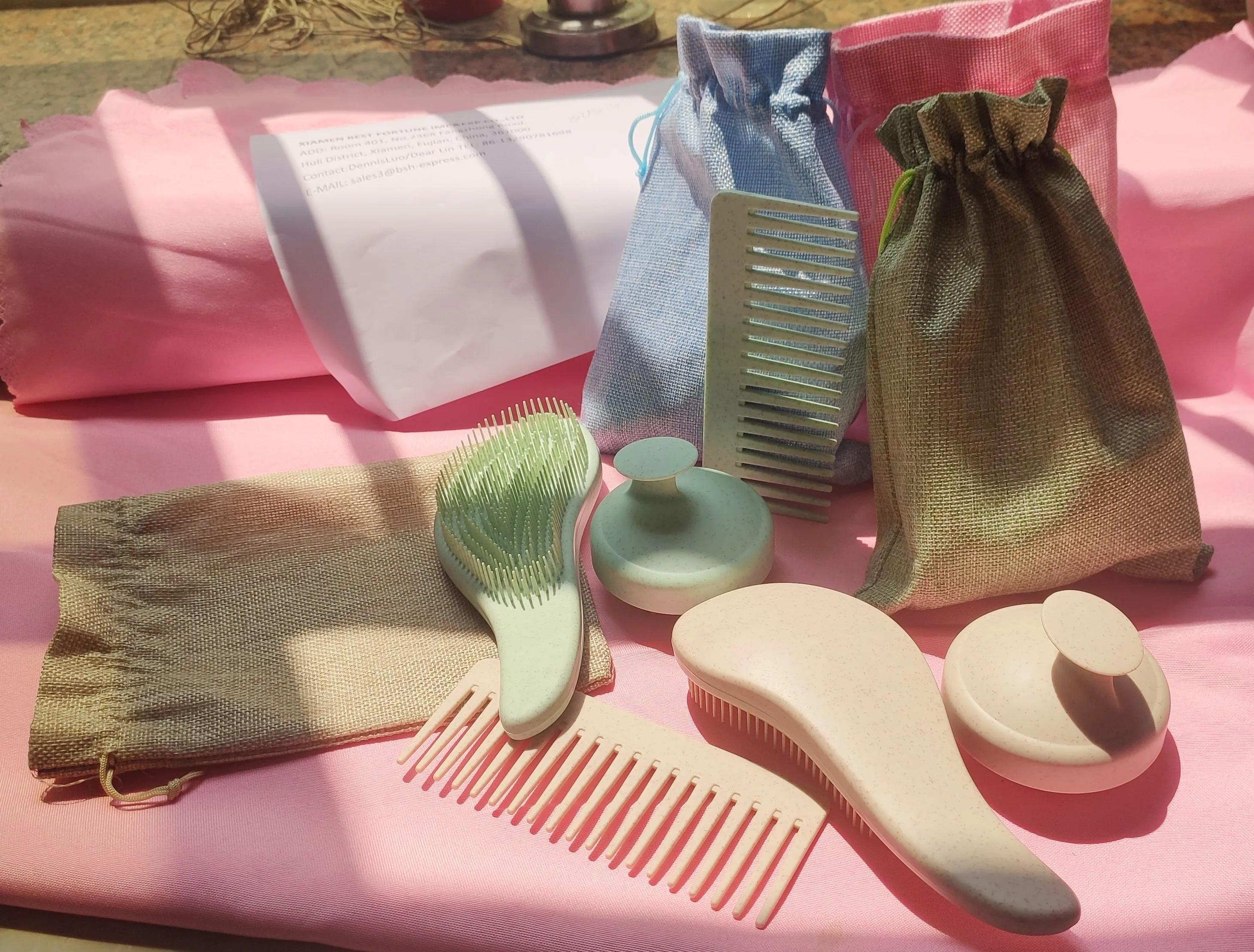 3 in 1 Eco-friendly Wet Dry Use Wheat Straw Detangler Hairbrush Scalp Massager Shampoo Brush Wide Tooth Hair Comb Travel Kit