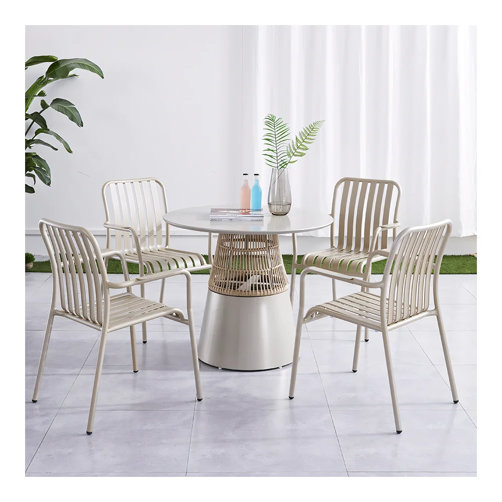 Nordic Metal Outdoor Cafe Table and Chair Combination Bistro Table Chairs for Garden or Restaurant