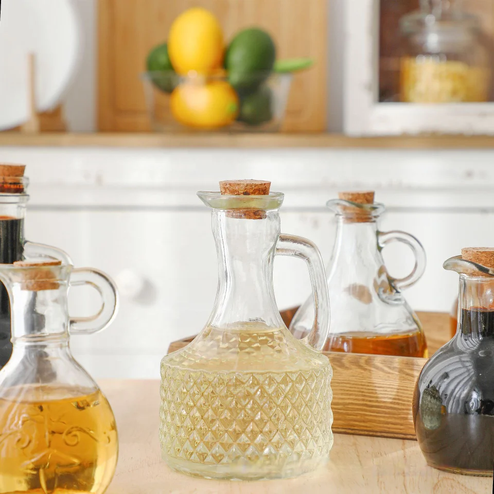 Food Grade Oil Glass Bottle With Pouring Spout Table Oil Bottle Soy Sauce Vinegar Glass Oiler With Cork Lid