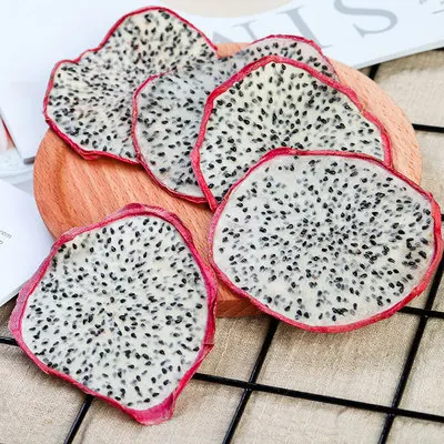 Factory wholesale  Private Label Sliced Dried  Red Dragon Fruit Dry Pitaya fruit slices