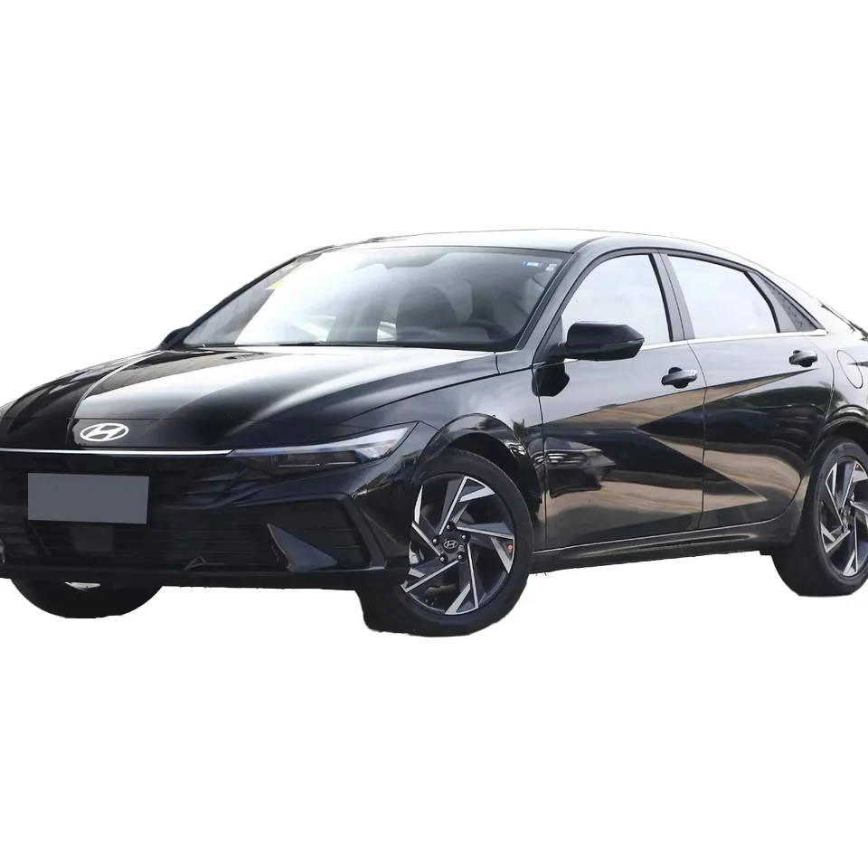 2024 ELANTRA седан Лидер продаж Подержанный бензиновый автомобиль автоматическая коробка передач подсветка внутренний привод 5 кожаных сидений задняя камера ACC Cruise