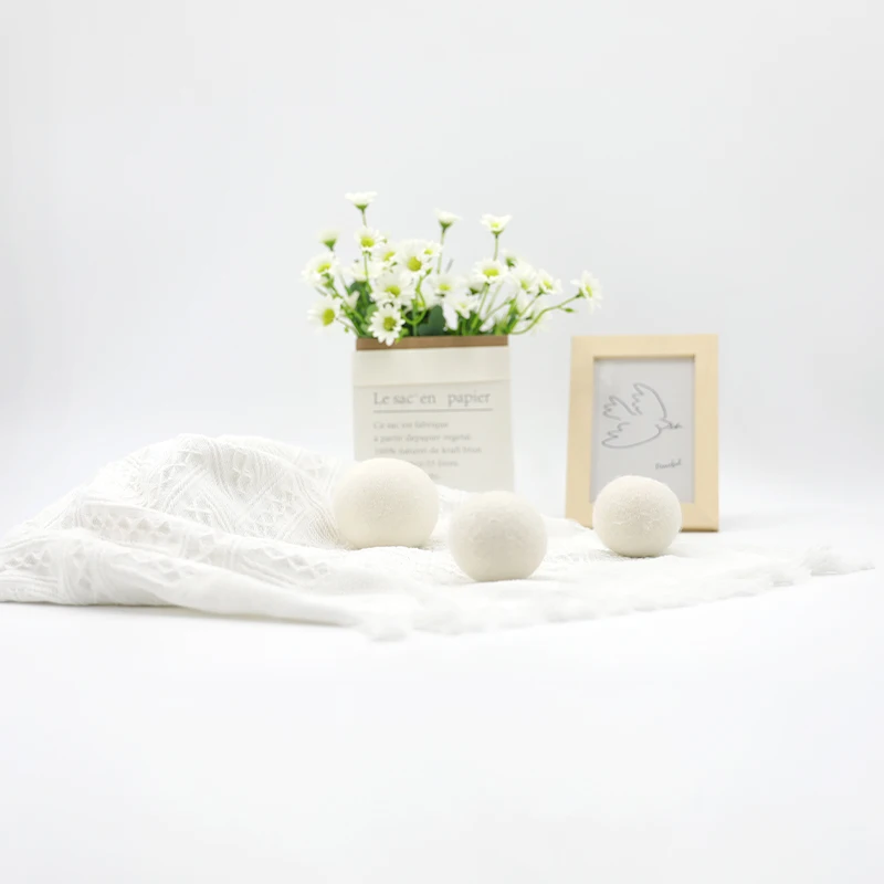100% New Zealand Chemical Free Fabric Softener eco friendly wool dryer balls  laundry resauable wool dryer balls