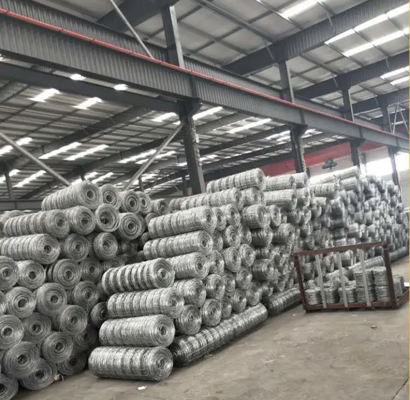 Factory Supplier Lower Price Steel Wire Mesh Metal Fencing For Farms Low Cost Goat Farm Fence
