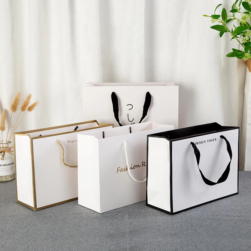 Customized Embossed Logo Quality Packaging Gift Women Paper Shopping Cosmetic Bag Wholesale Fashion Small Bags With Handles