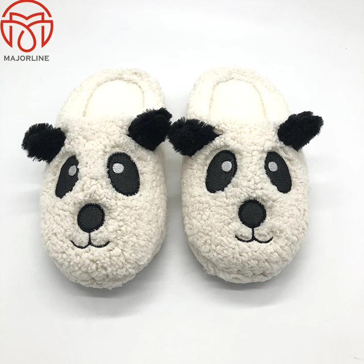 OEM customized child wear House indoor guest animal shaped  slippers  Unisex fuzzy Animal Bear indoor Slippers for children
