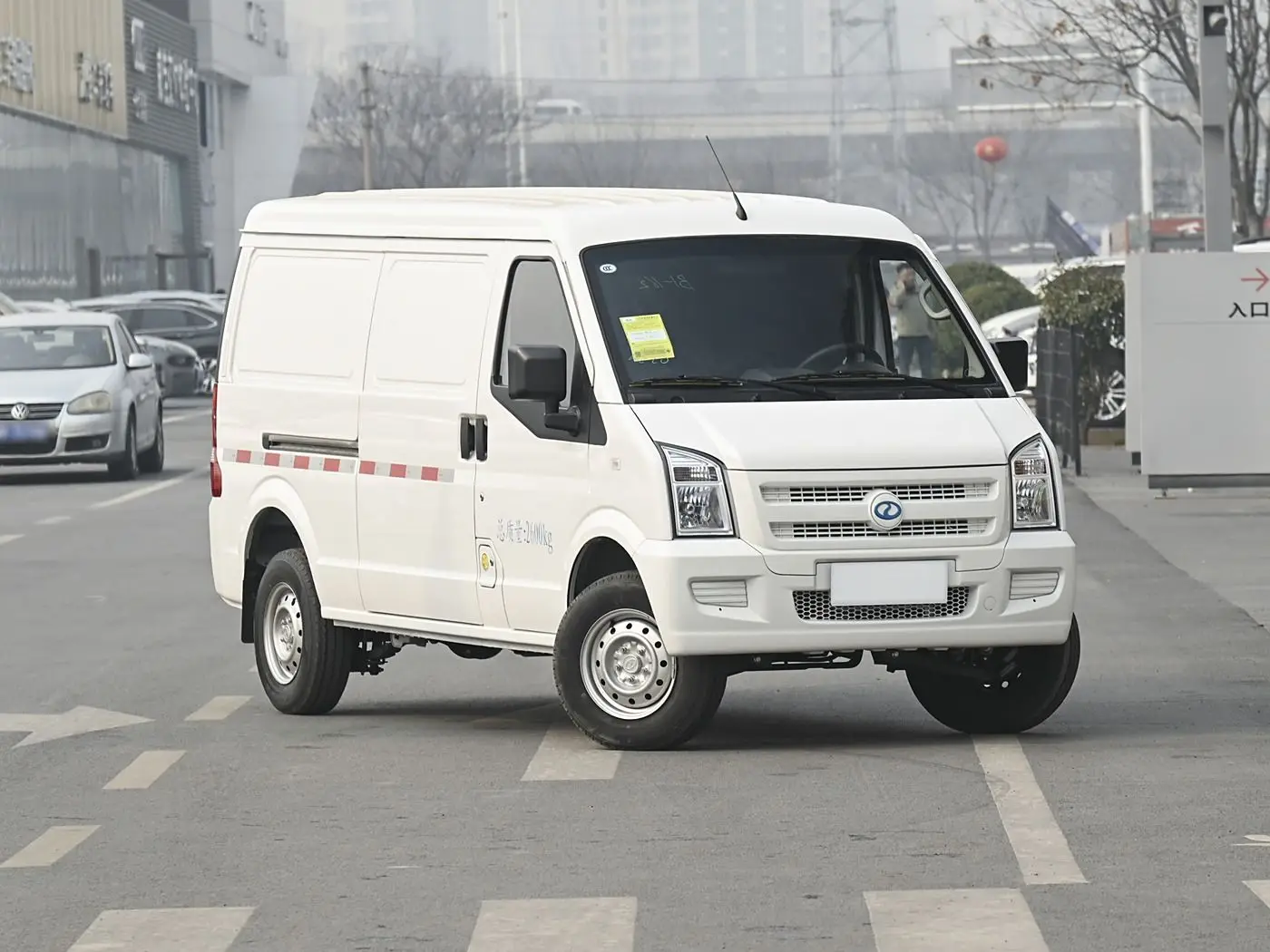 Ruichi EC35 Electric truck  Minivan 290km Rang Box Type 41.93kWh