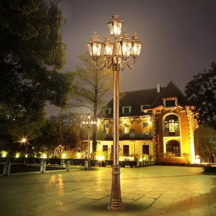Square Post Lantern Bronze Sculpture Pillar Lights Pedestrian Street Post Lamp Flower Ball European Garden Lights