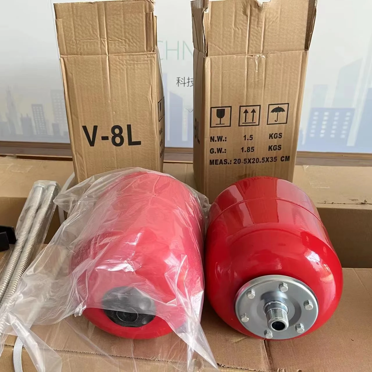 1pcs High Quality 8L 2-4bar Expansion Vessel Water Pressure Tank Kit For Heating