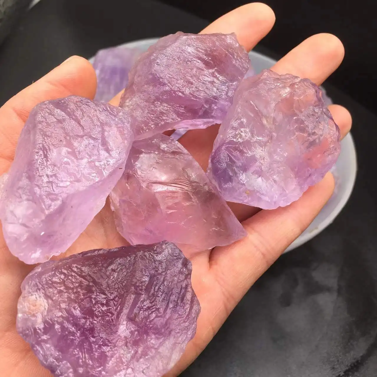 Wholesale Natural Rock Assorted Bulk Mixed Minerals Rose Quartz Amethyst Crystal Rough Stone Home And Office Decorative stones
