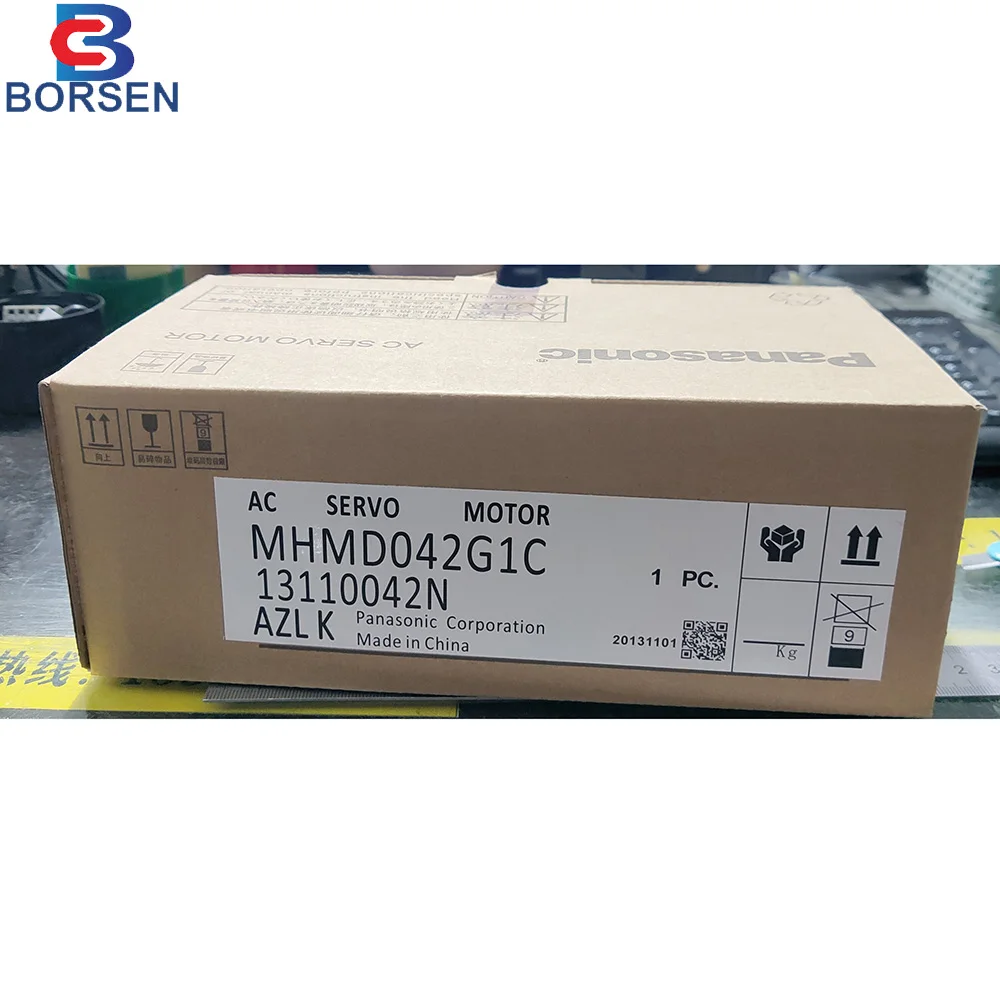  Все в одном оригинальный серводвигатель переменного тока Panasonic MHMD042G1U MHMD022P1C MHMD022G1U