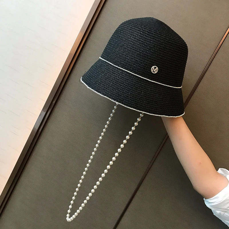 Wholesaler Korean INS Style Women Pear Chain Straw Hats Fashion Luxury Ladies Summer Sunscreen Beach Travel Wedding Buckets Hats