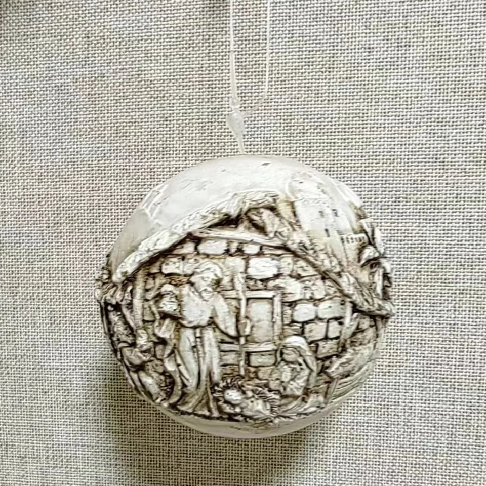 Holy Family Stable Nativity Scene Figurine Statue Resin Religious Crafts Christmas Tree decor products Ball Hanging Ornament