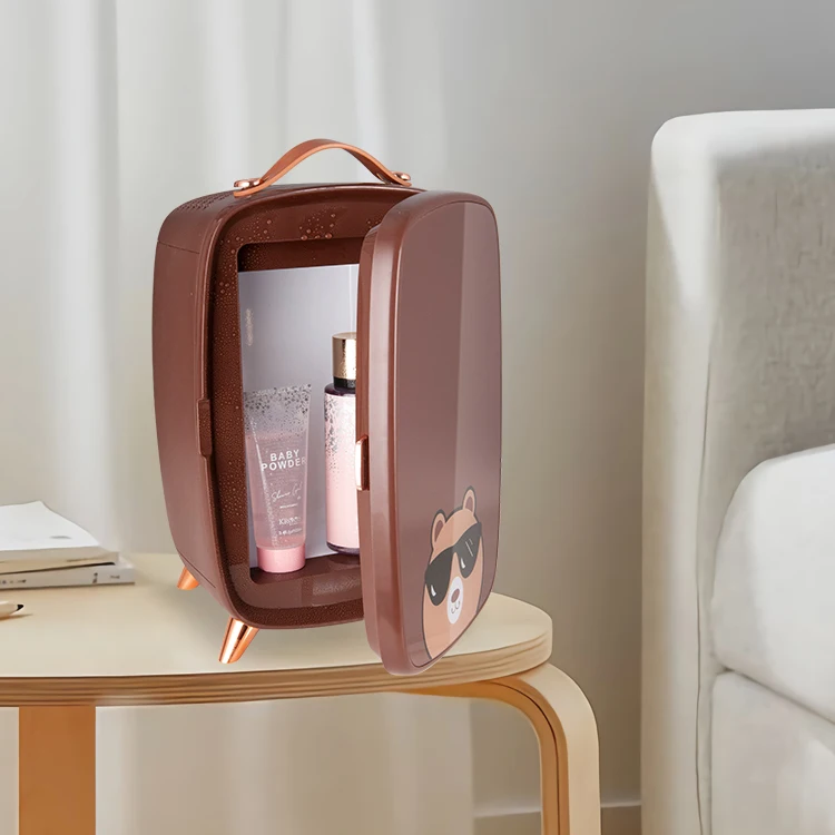 Wholesale beauty cosmetic 6 liter mini glass car fridge mini retro fridge