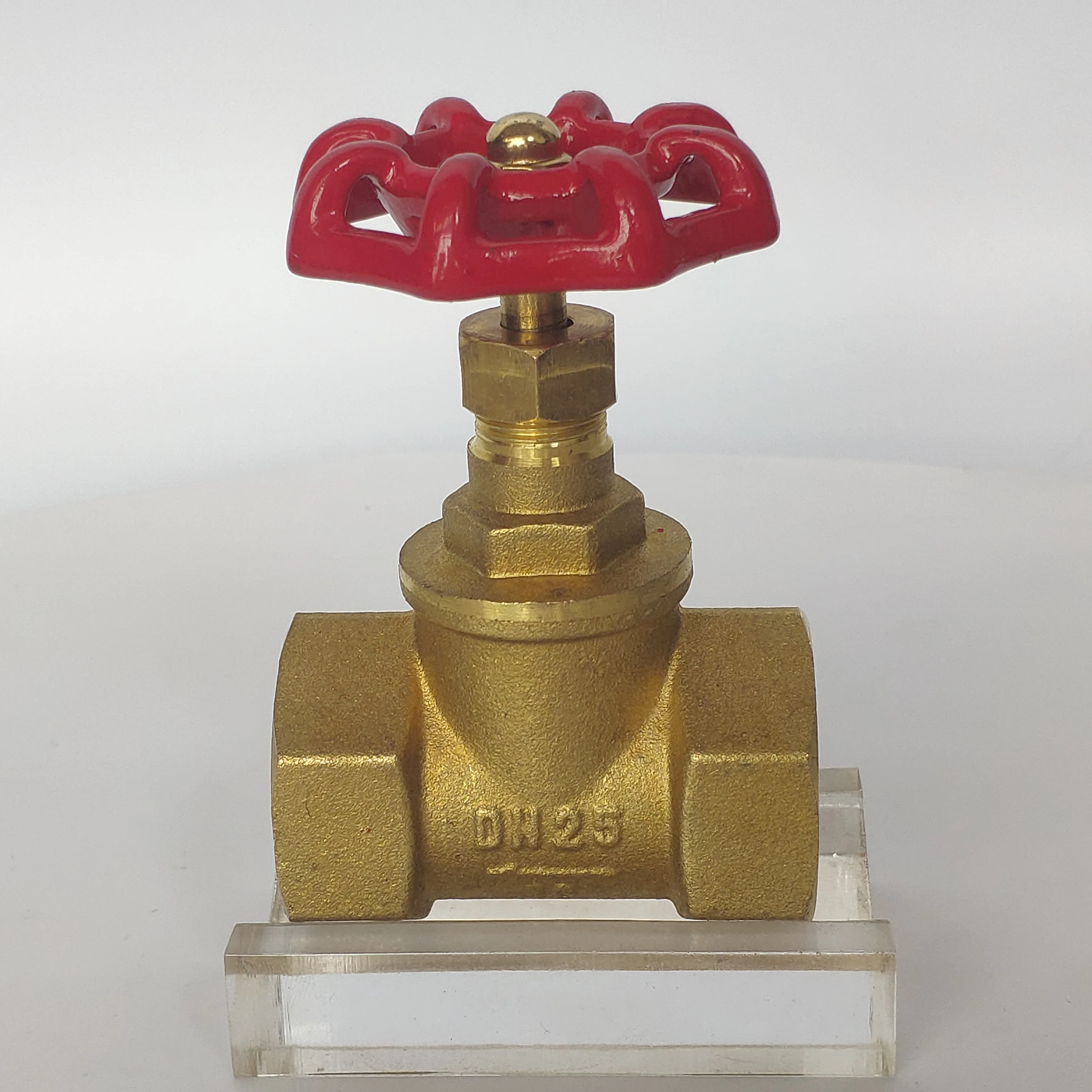 Chuanqiong brand brass stop valve made in China can check the water flow and cut off the water flow