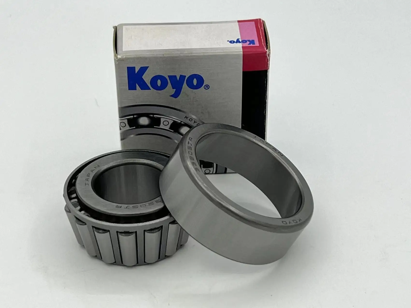 High Precision  KOYO Taper Roller Bearing 30212 Sizes 60*110*23.75mm