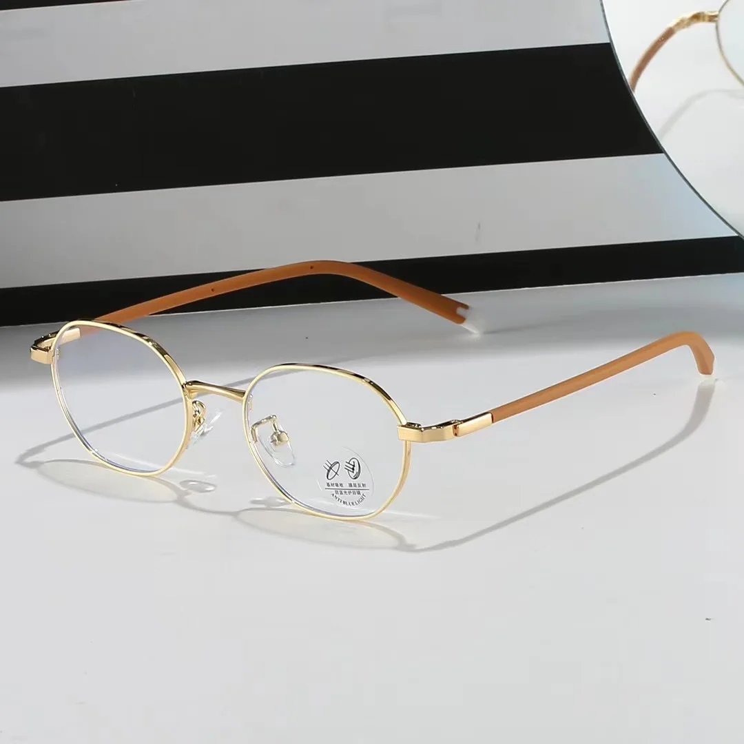 Очки в большой оправе оправы для