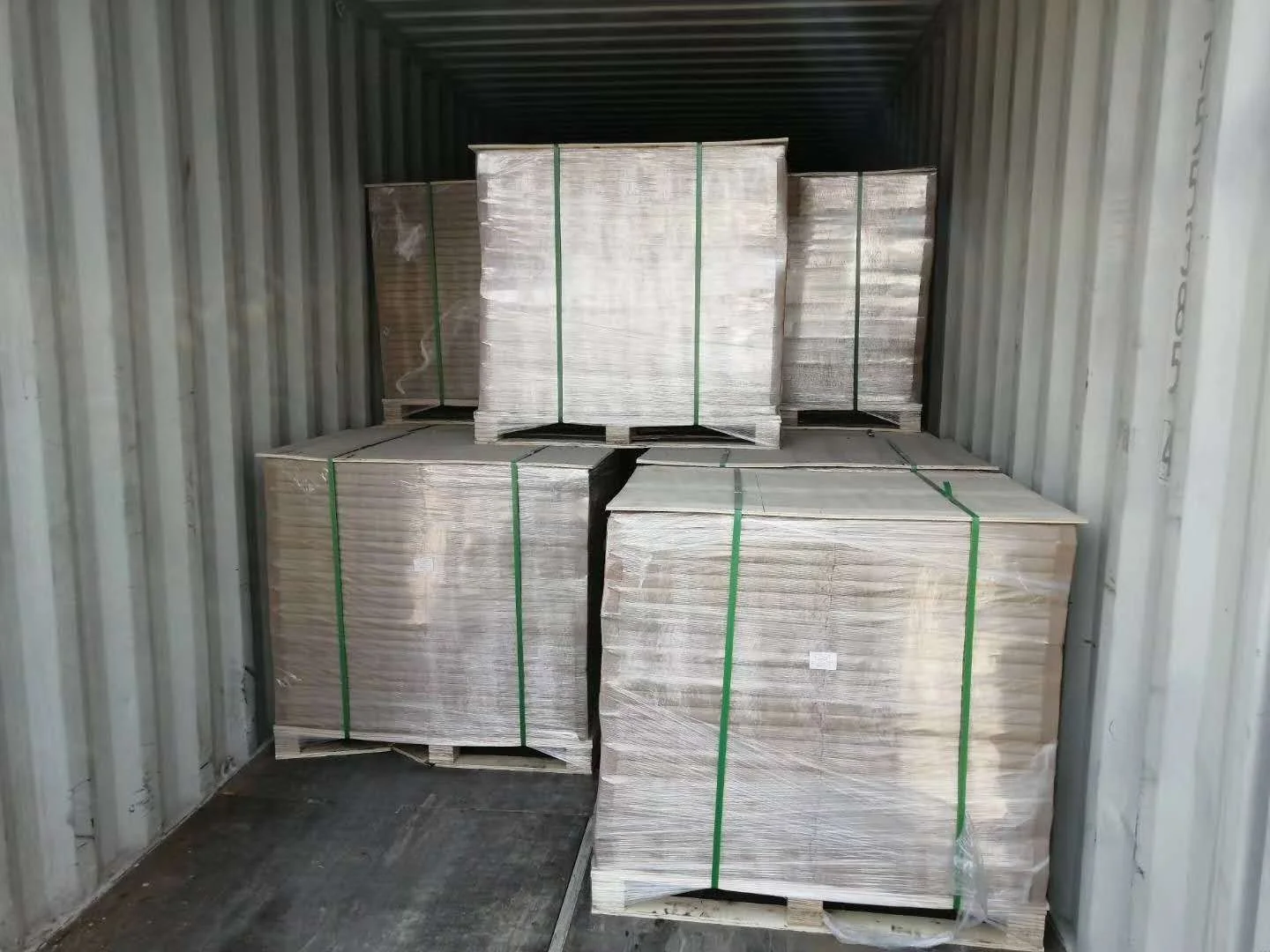 Matte/Glossy Self-adhesive paper/ Sticker Paper in Factory Price