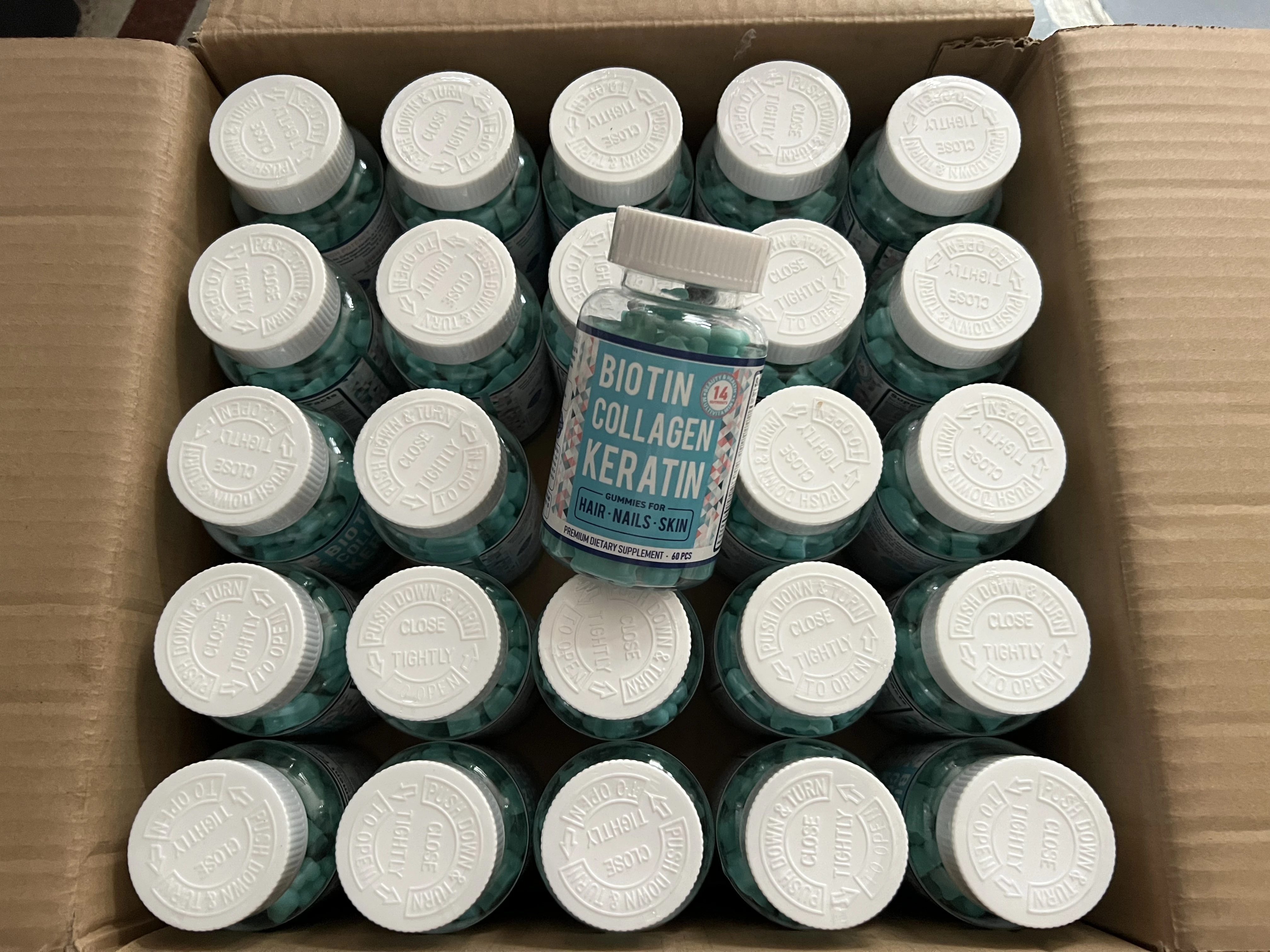 OEM PRIVATE LABEL Bear shape gummy candy biotin collagen keratin gummies for hair nails skin Hair Growth Biotin Bear Vitamins