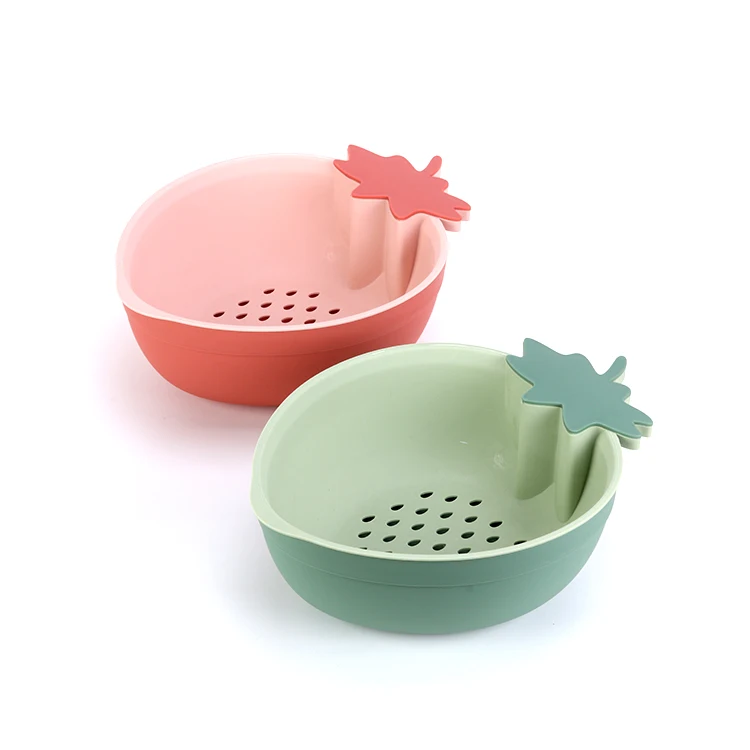 Custom Lovely Strawberry Shape Double Layer Fruit Colander Set Plastic Drain Basket With Small Storage Box