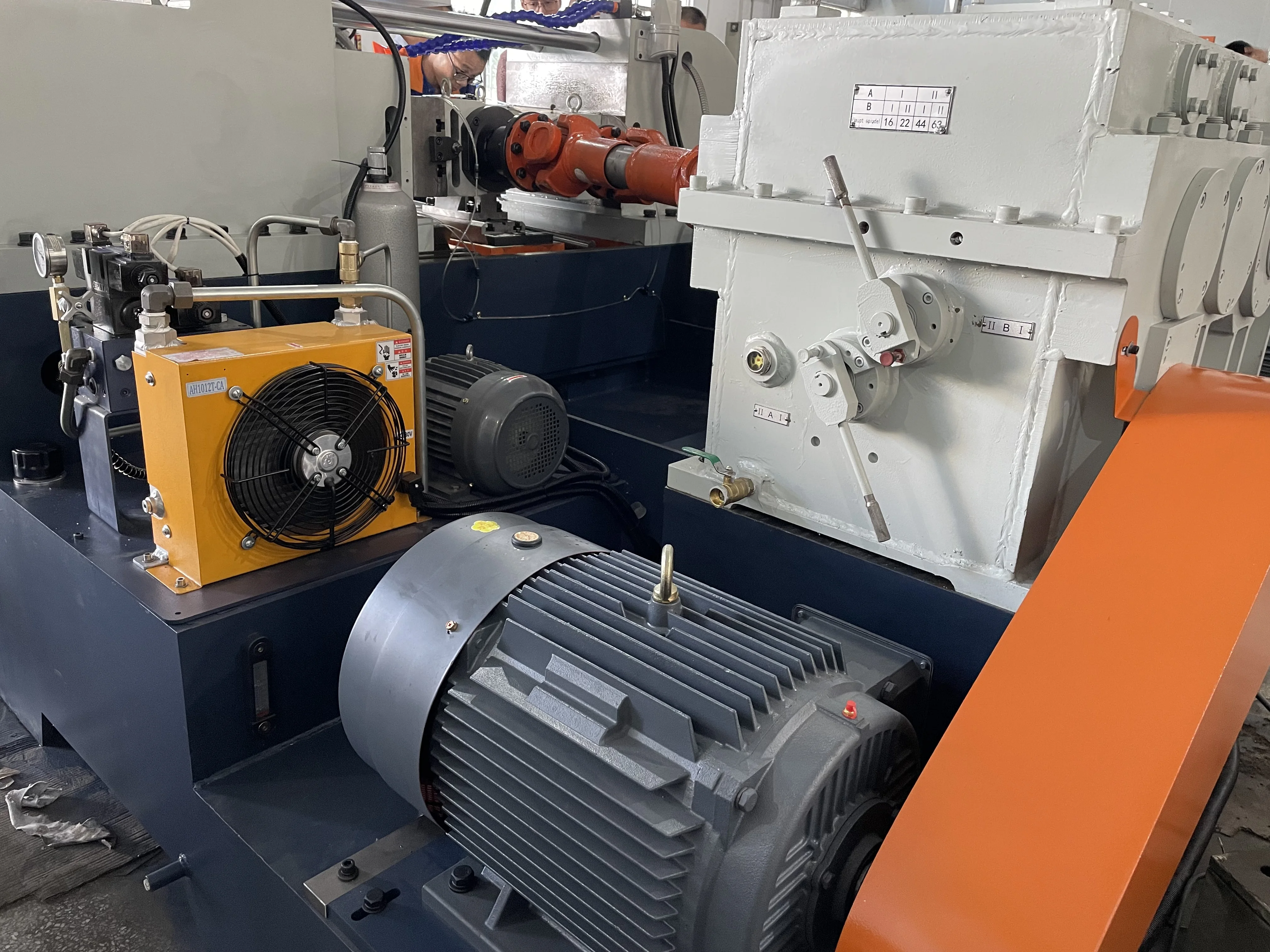 The best selling hydraulic thread rolling machine Variable Speed Type For anchor bolt Making machine fully automatic