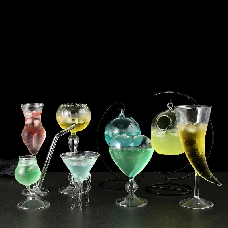 Body Shaped Goblet Wine Martini Glasses Unique Cocktail Heart Ox Horn Pipe Jellyfish Women Party Drinking Glasses Bar Glasses
