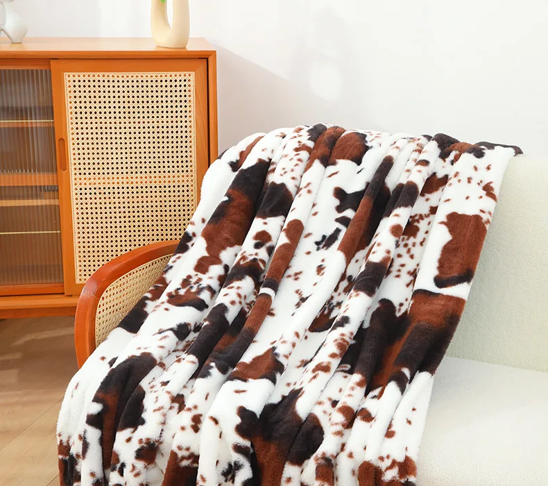 High Quality Cow Print Faux Fur Throw Blanket Super Soft Cozy Warm Plush Fleeced Comfortable Winter Christmas Home Decor Custom